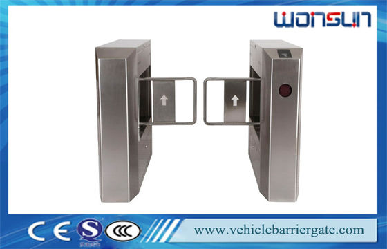 2 bras d'aluminium de la longueur maximum 5m de boom de barrière pour la porte de barrière de parking