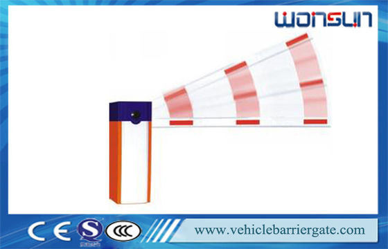 Barrière de bras de baisse de véhicule de parking de voiture avec l'interface de carte d'IC