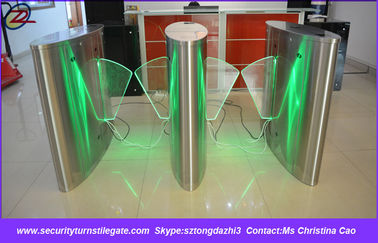 Systèmes d'intérieur d'accès de degré de sécurité de porte de barrière d'aileron de bâtiment avec le RFID