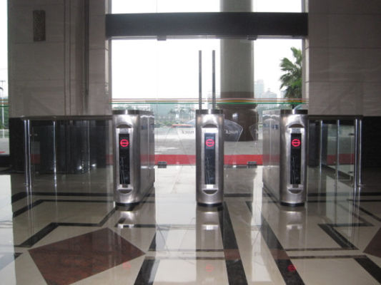 Offre-direction automatique de barrière d'aileron avec le rail d'alliage d'aluminium