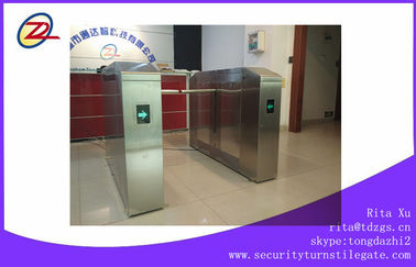 Machine automatique de contrôle d'accès de veine de paume de porte de barrière de tourniquet de bras de baisse